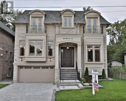 255 ELLERSLIE AVE, toronto, Ontario