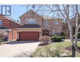 11 LAREDO CRT, toronto, Ontario